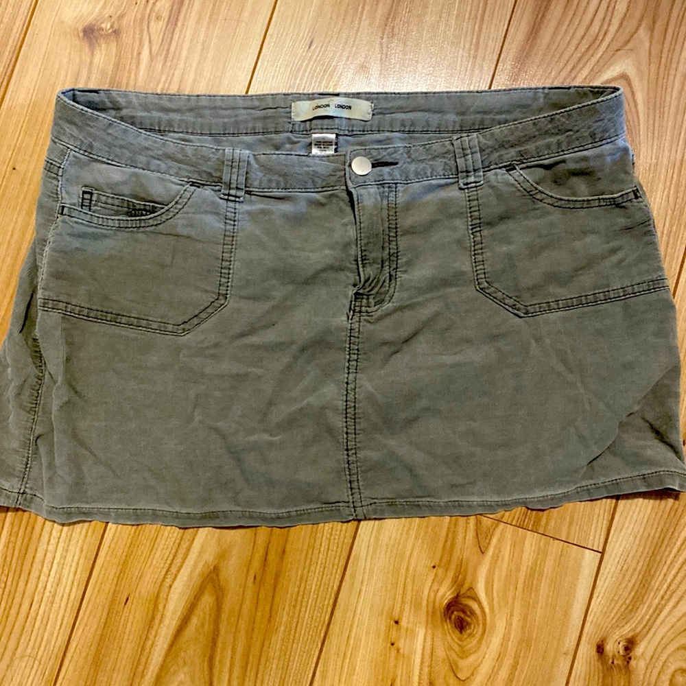 Corduroy skirt